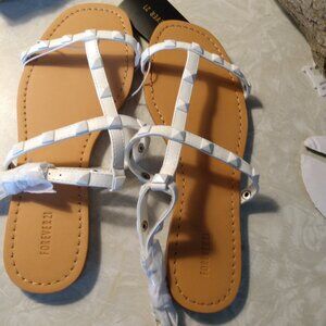 Forever 21 White Flat Strappy Sandals with Studs 7.5